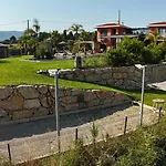 Contemporary With Views Of Cap D'antibes Hébergement de vacances