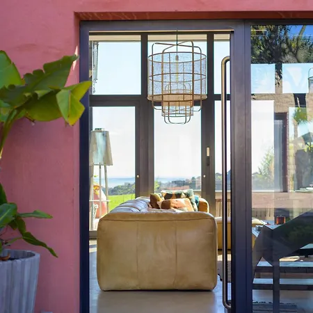 Contemporary With Views Of Cap D'antibes Feriehus *