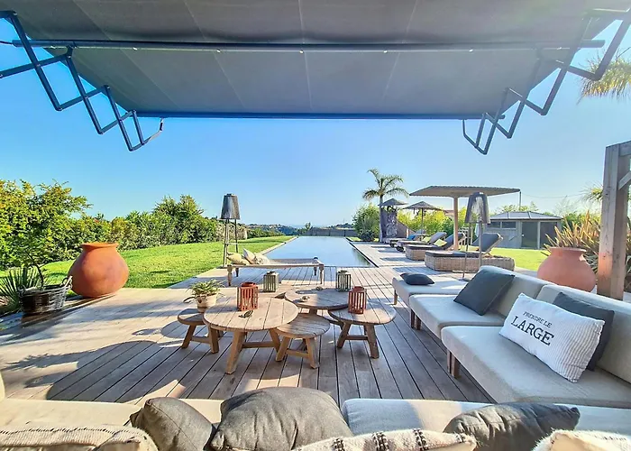 Contemporary With Views Of Cap D'antibes Nice