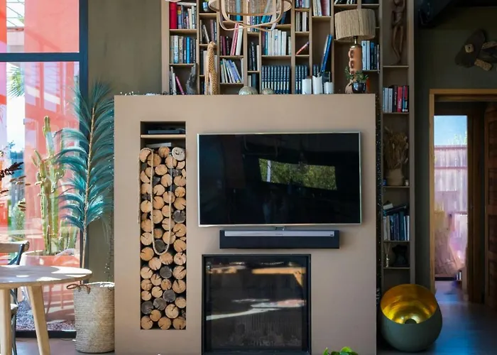 Prázdninový dům Contemporary With Views Of Cap D'antibes *