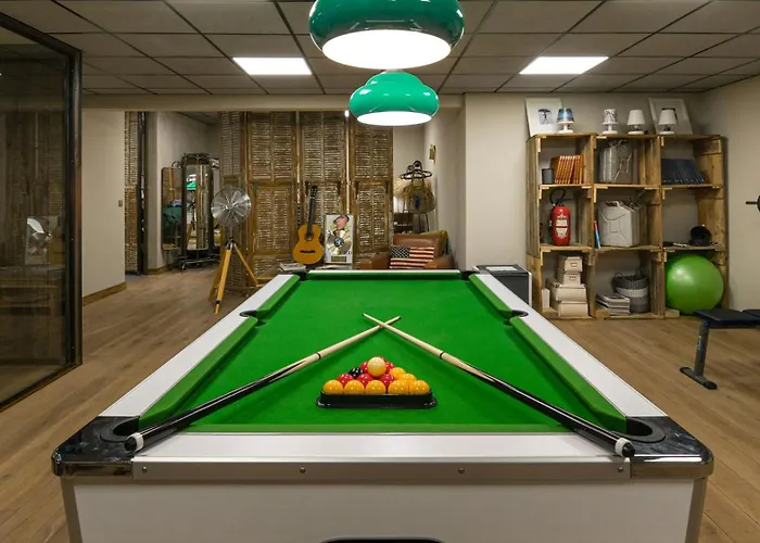 Prázdninový dům Contemporary With Views Of Cap D'antibes *