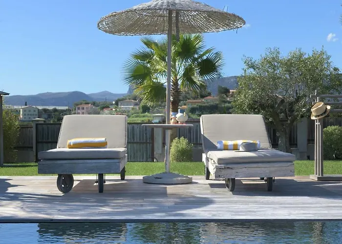 Contemporary With Views Of Cap D'antibes *