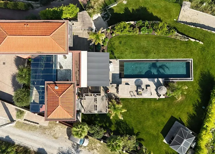 Contemporary With Views Of Cap D'antibes Prázdninový dům