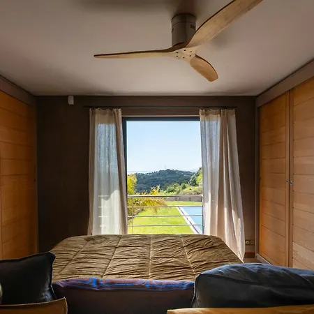 Σπίτι διακοπών Contemporary With Views Of Cap D'antibes